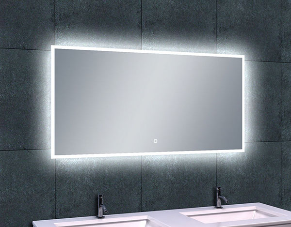 Wiesbaden Quatro-Led dimbare condensvrije spiegel 120x60cm Wiesbaden Quatro-Led dimbare condensvrije spiegel 120x60cm