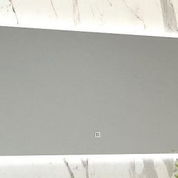 Kwil dimbare LED condensvrije spiegel 120x60 Kwil dimbare LED condensvrije spiegel 120x60