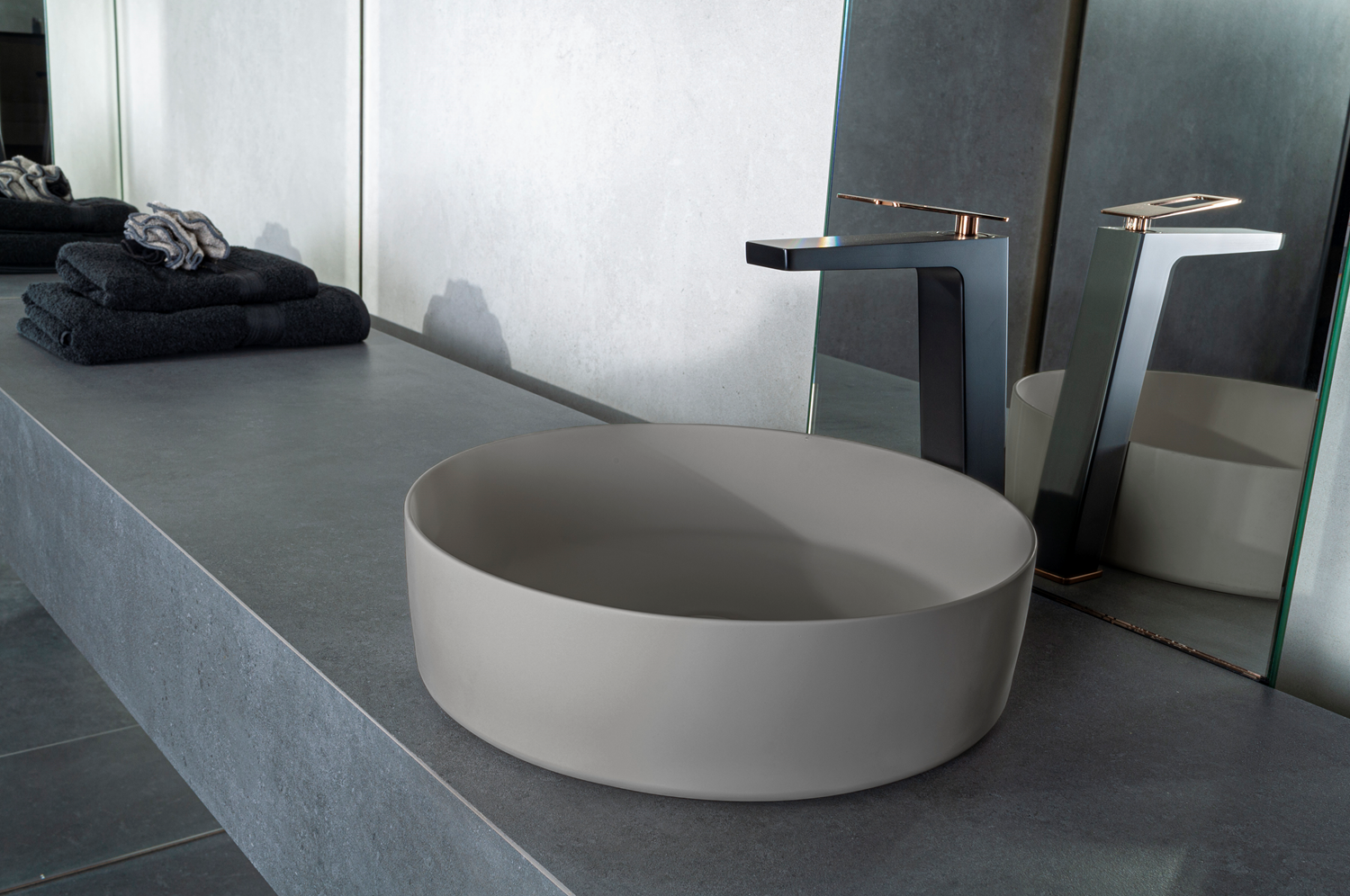 Waskom Tess 39x39x10,8 cm - antraciet Waskom Tess 39x39x10,8 cm - greige